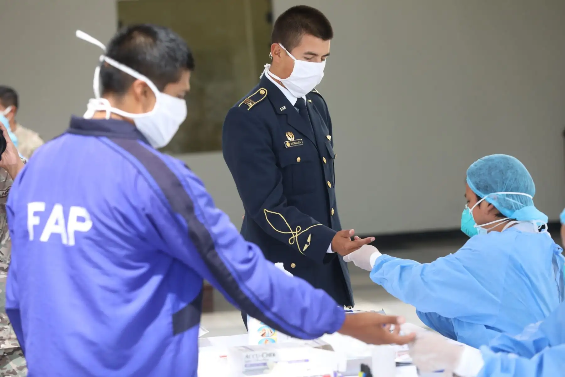 EsSalud lanza campaña de donación de sangre ante personal de la Fuerza Aerea del Perú.
Foto: EsSalud