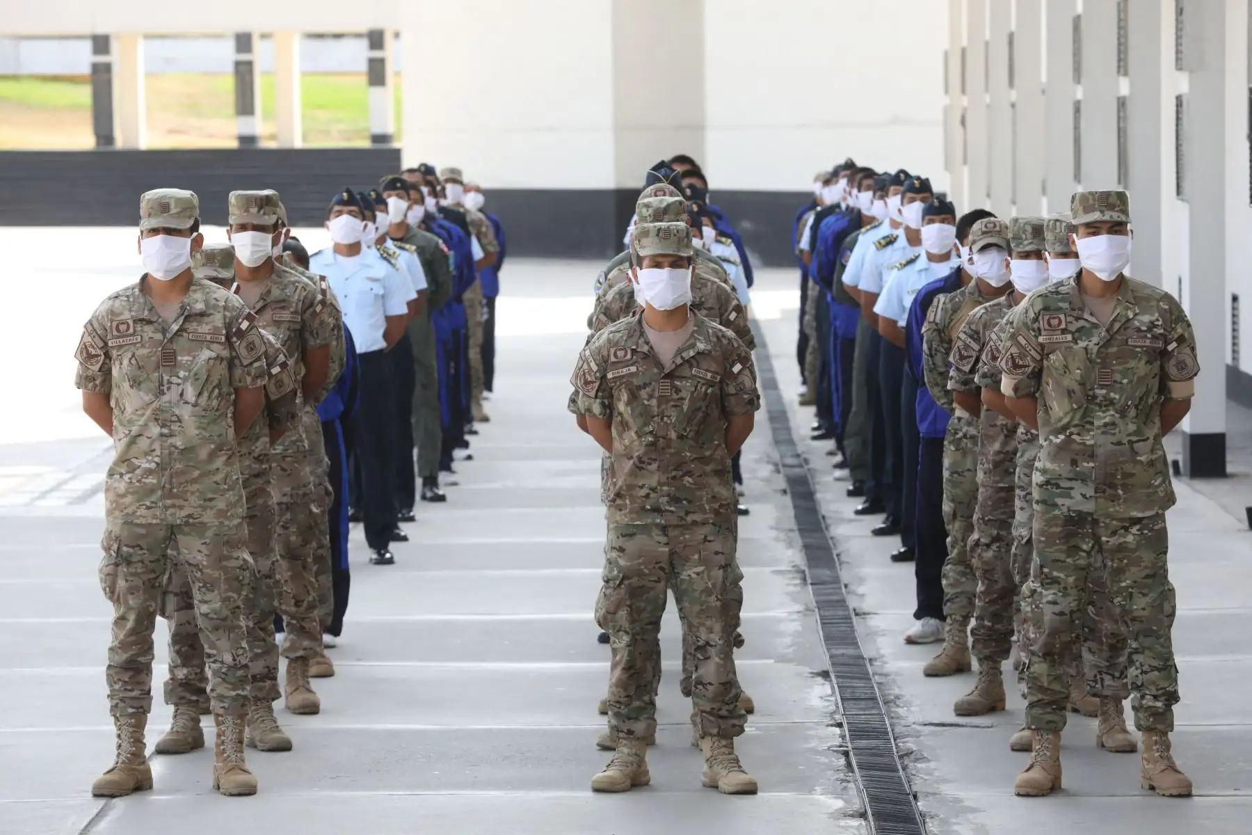 EsSalud lanza campaña de donación de sangre ante personal de la Fuerza Aerea del Perú.
Foto: EsSalud
