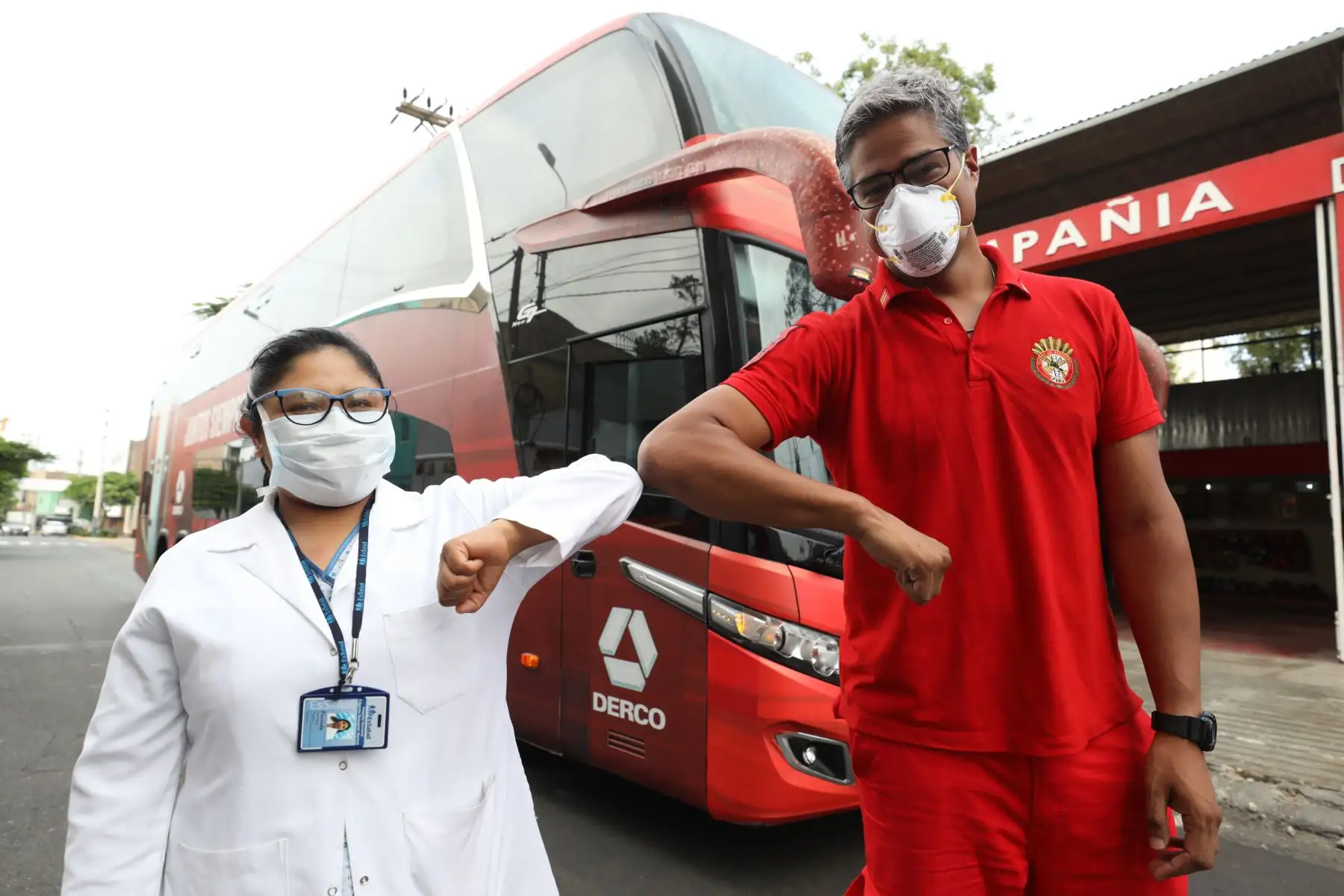 Cuerpo General de Bomberos Voluntarios del Perú participa de campaña de donación de sangre que impulsa EsSalud.
Foto:EsSalud