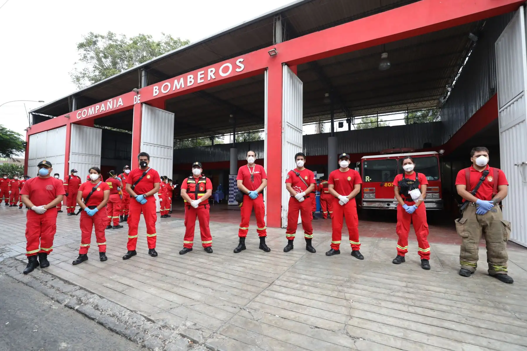 Cuerpo General de Bomberos Voluntarios del Perú participa de campaña de donación de sangre que impulsa EsSalud.
Foto:EsSalud