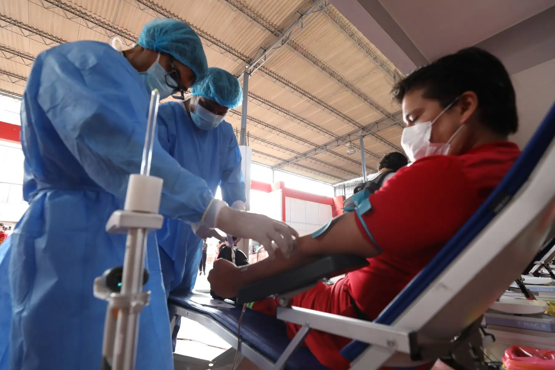 Cuerpo General de Bomberos Voluntarios del Perú participa de campaña de donación de sangre que impulsa EsSalud.
Foto:EsSalud