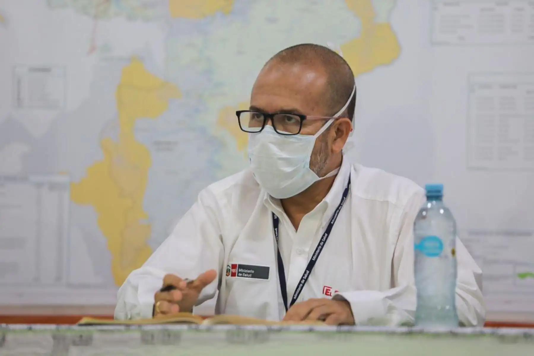 El ministro de Salud, Victor Zamora y la ministra de Producción, Rocío Barrios realizan reuniones de coordinación con autoridades de Loreto  para tomar acciones frente al coronavirus.
Foto: Minsa