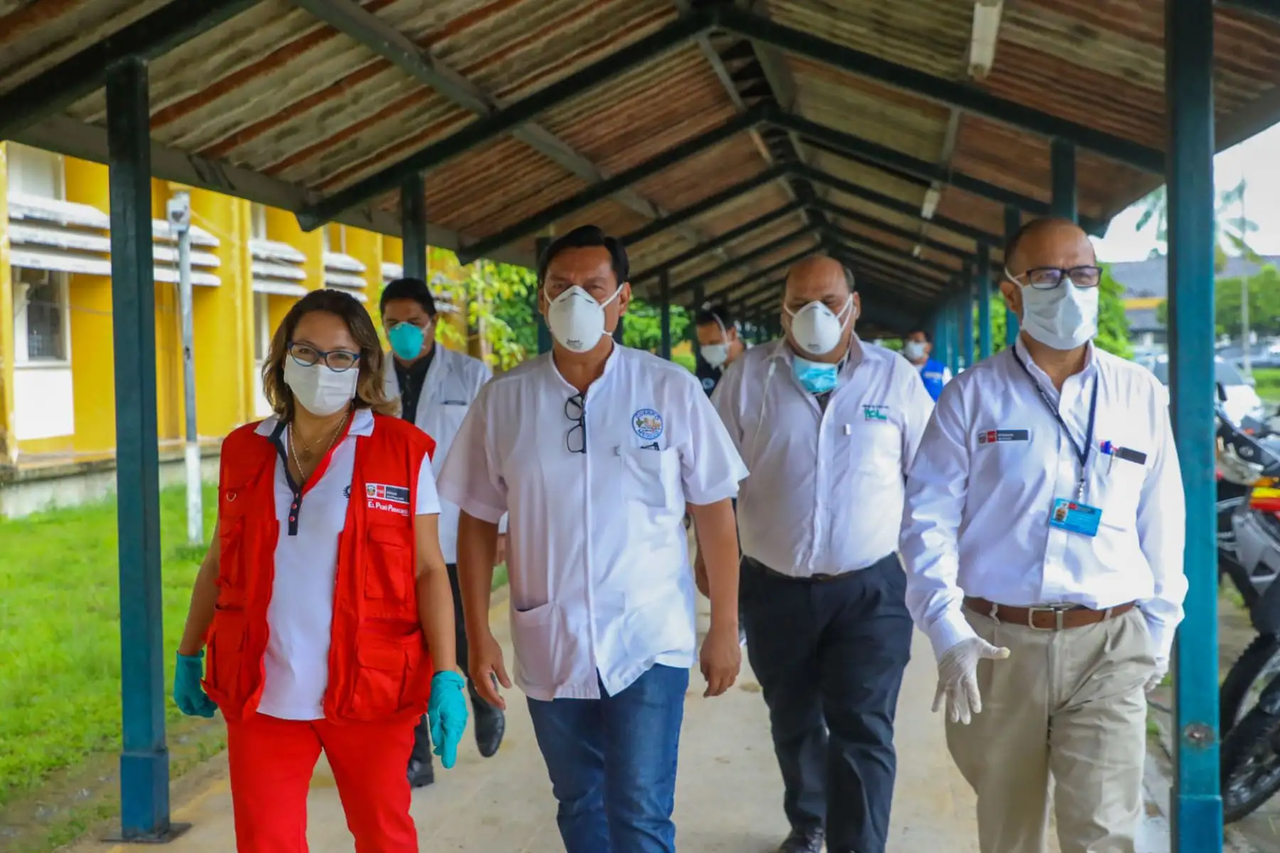 El ministro de Salud, Victor Zamora y la ministra de Producción, Rocío Barrios realizan reuniones de coordinación con autoridades de Loreto  para tomar acciones frente al coronavirus.
Foto: Produce
