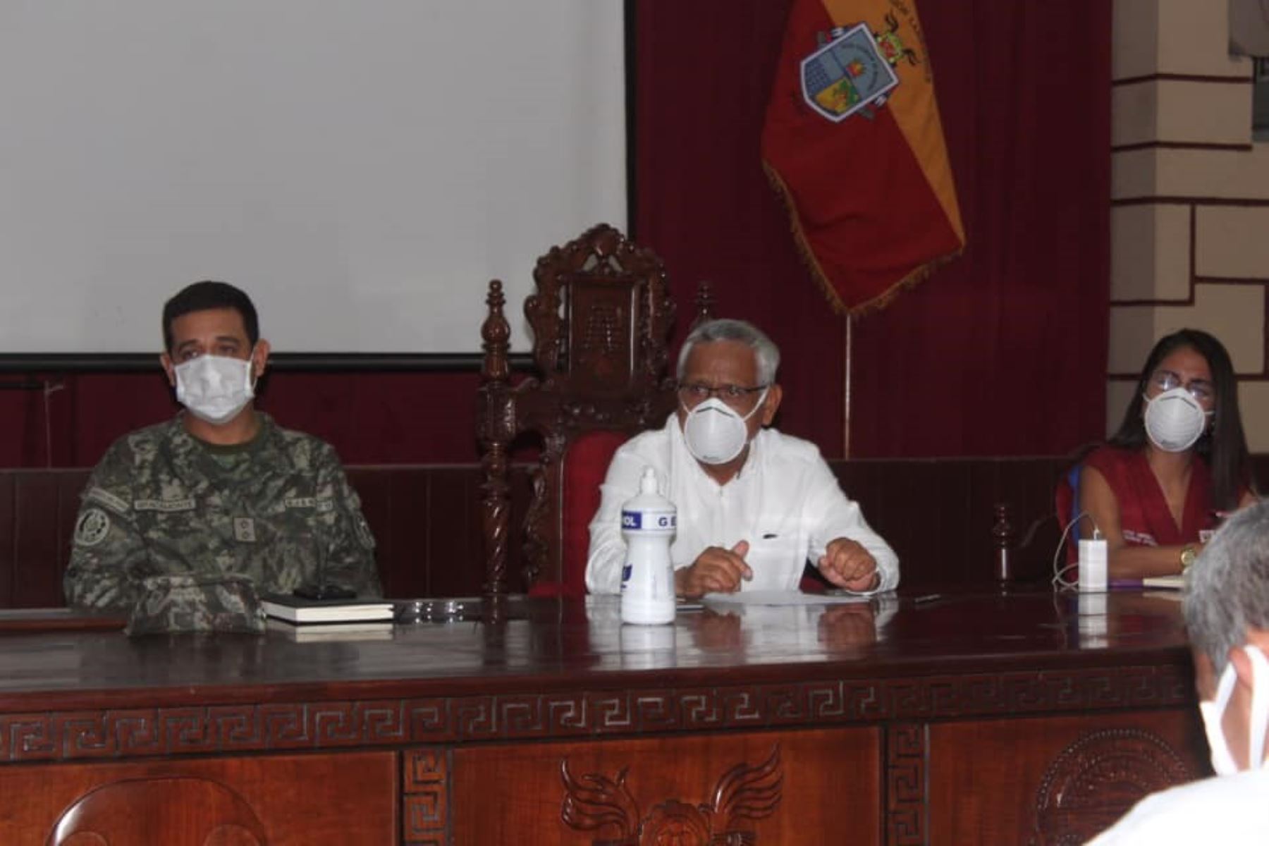 Gobernador de Lambayeque, Anselmo Lozano, exhortó a la población respetar inmovilización social para evitar que aumenten los casos de coronavirus en dicha región.Foto:  ANDINA/Difusión