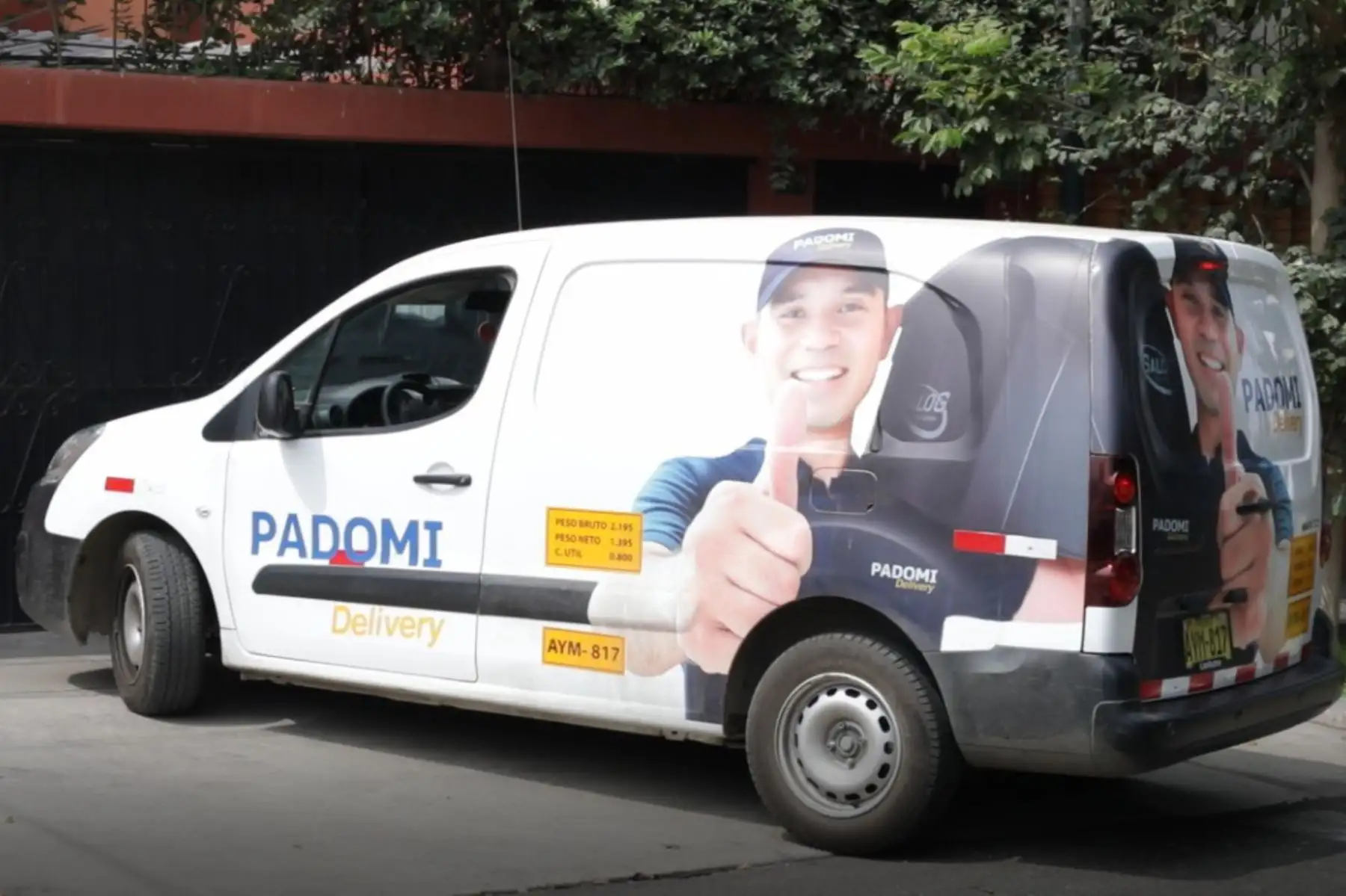 Mediante el programa Farmacia Vecina de EsSalud, los pacientes crónicos pueden recoger sus medicamentos en boticas ubicadas cerca de sus hogares.
Foto: EsSalud