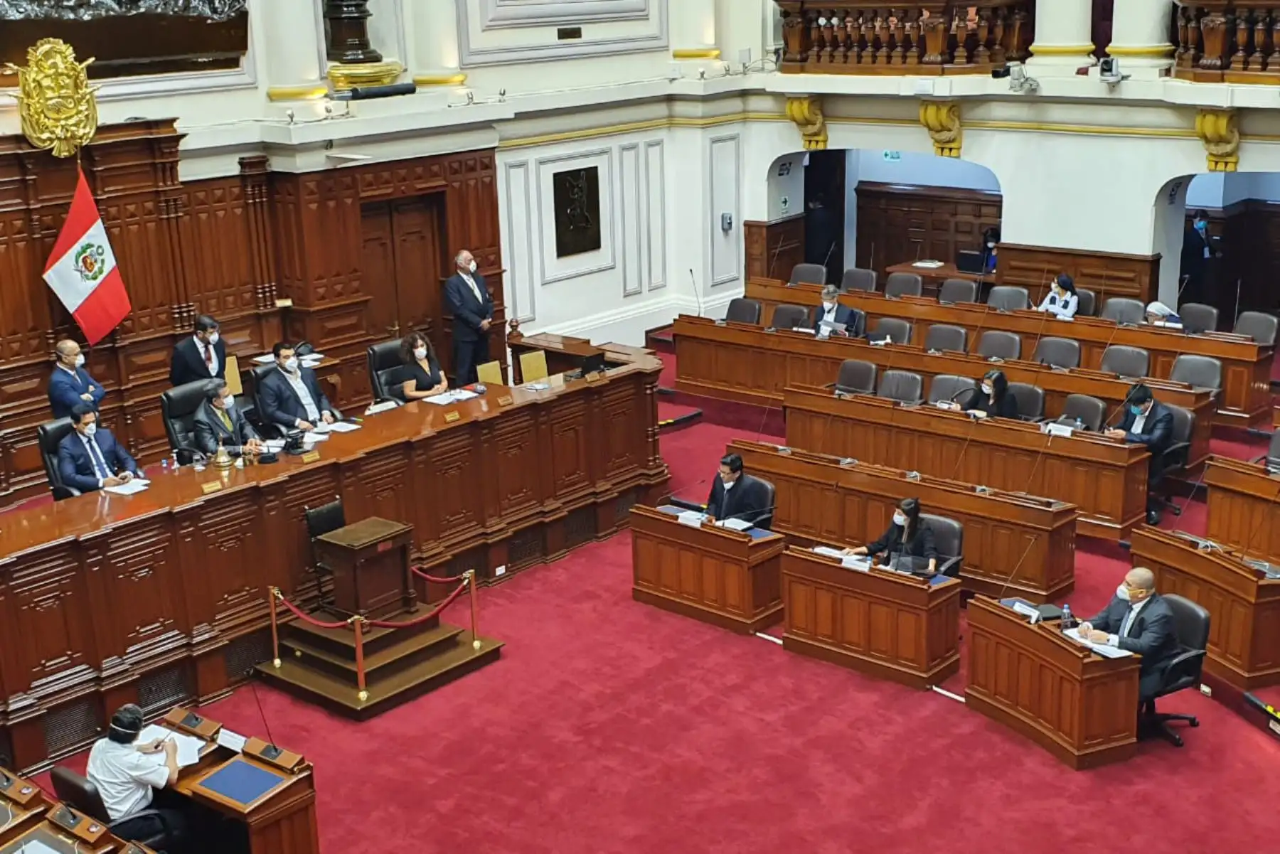 Titular de la PCM, Vicente Zeballos, participa en la Junta de Portavoces del 
Congreso del Perú junto a la ministra de Economía, María Antonieta Alva  y el ministro de Justicia, Fernando Castañeda.
Foto: PCM