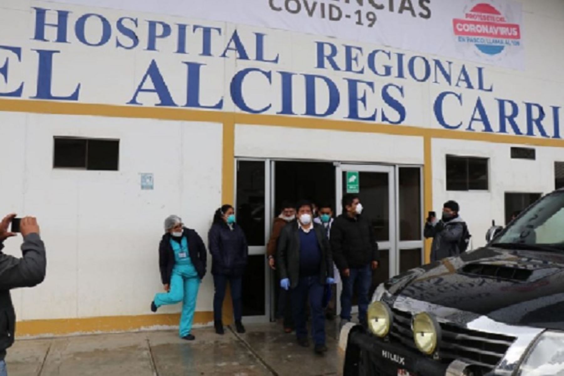 Gobernador regional de Pasco, Pedro Ubaldo, en su recorrido evaluó las acciones que se desarrollaron para implementar dicho nosocomio, con insumos y equipos, para estar preparados ante esta pandemia.