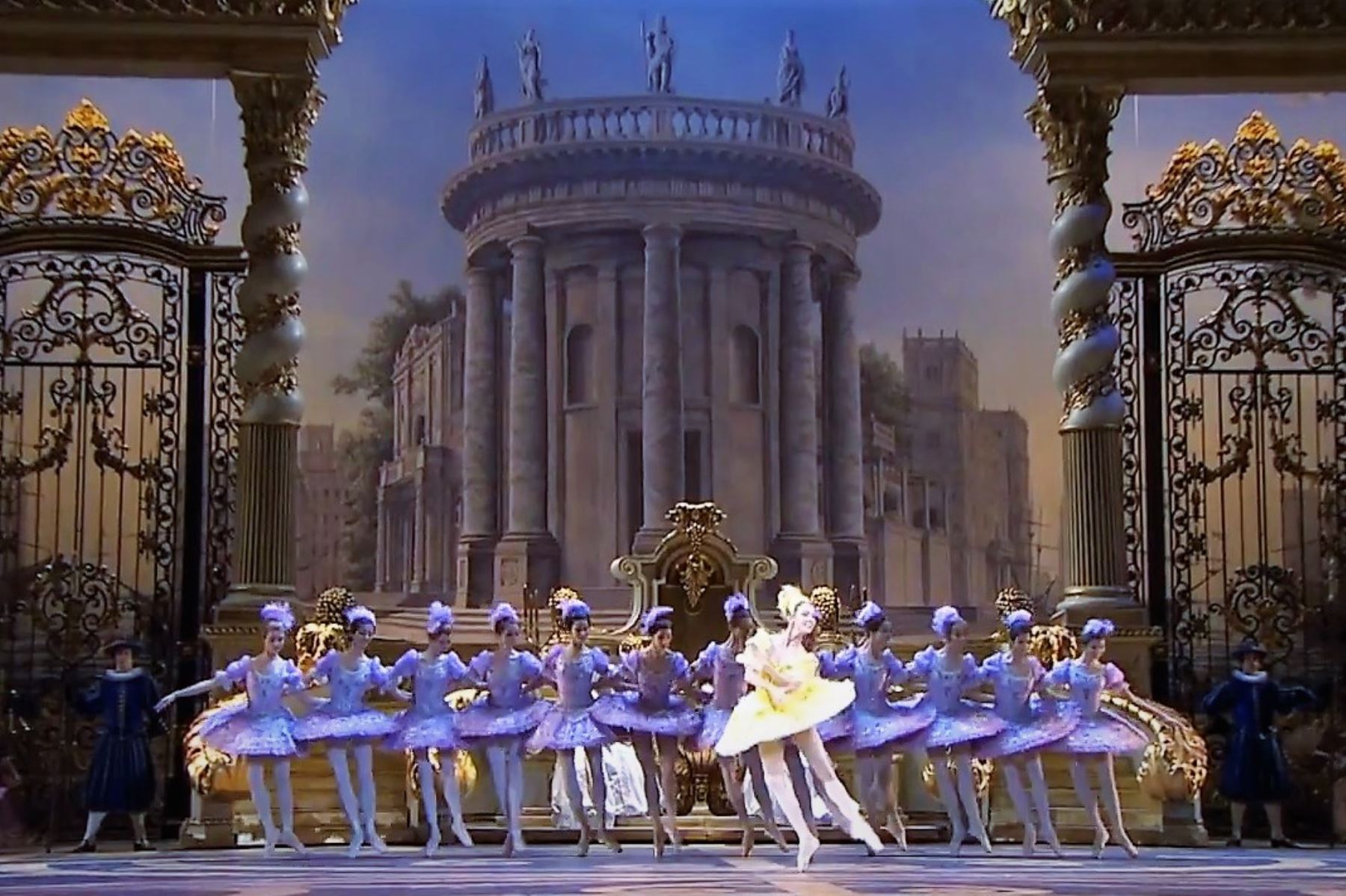 Ballet en el Teatro Bolshói de Moscú. Foto: Internet/Medios