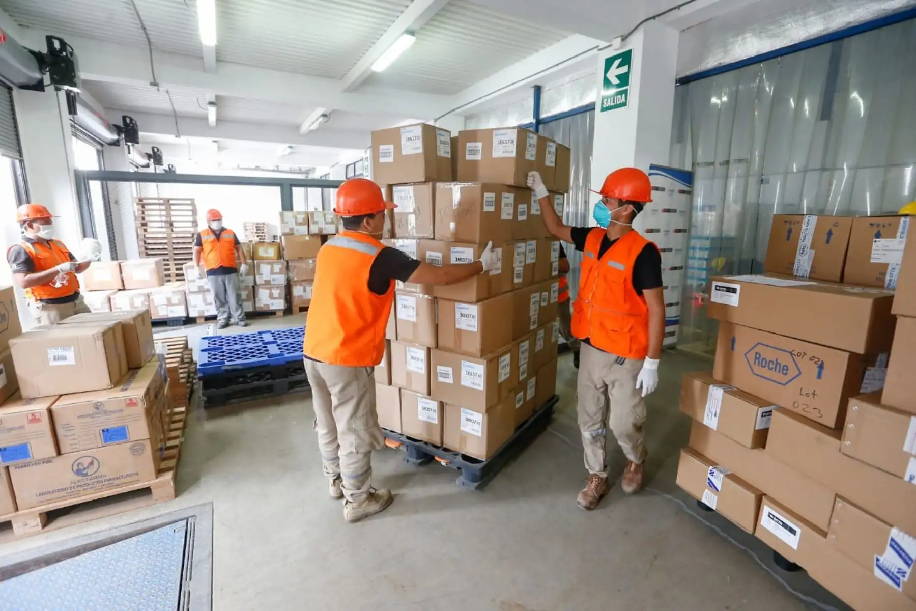 Minsa inicia la distribución de las pruebas rápidas a nivel nacional. Foto: ANDINA/MINSA