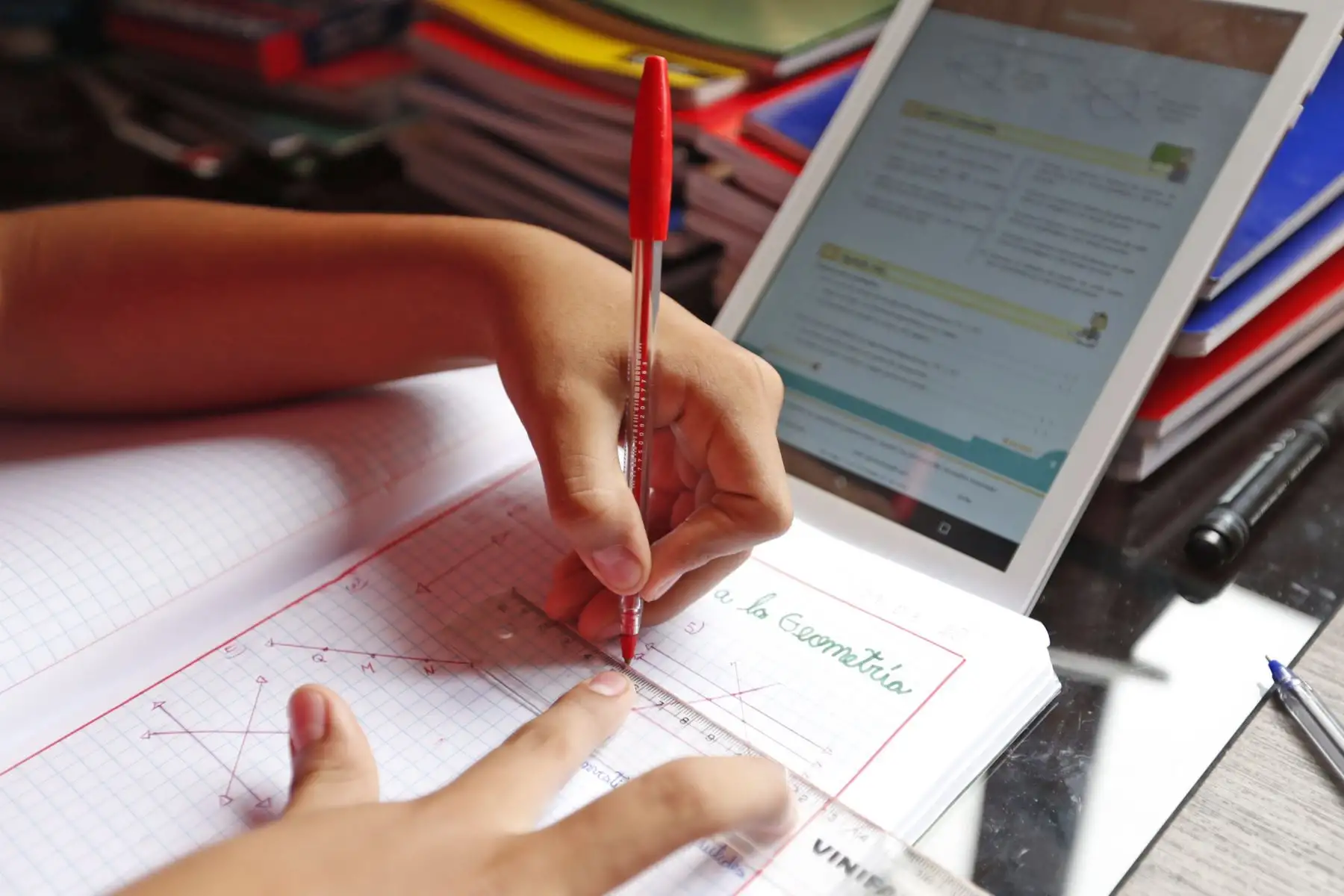 Aprendo en Casa podrá verse vía TV Perú, 335 radios de todo el país y página web. Foto: ANDINA