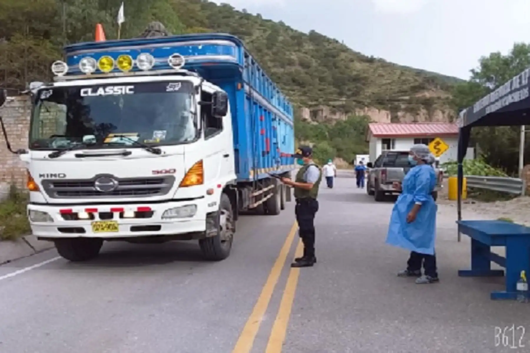 Sutran advierte a transportistas de carga que serán sancionados si trasladan pasajeros. ANDINA/Difusión