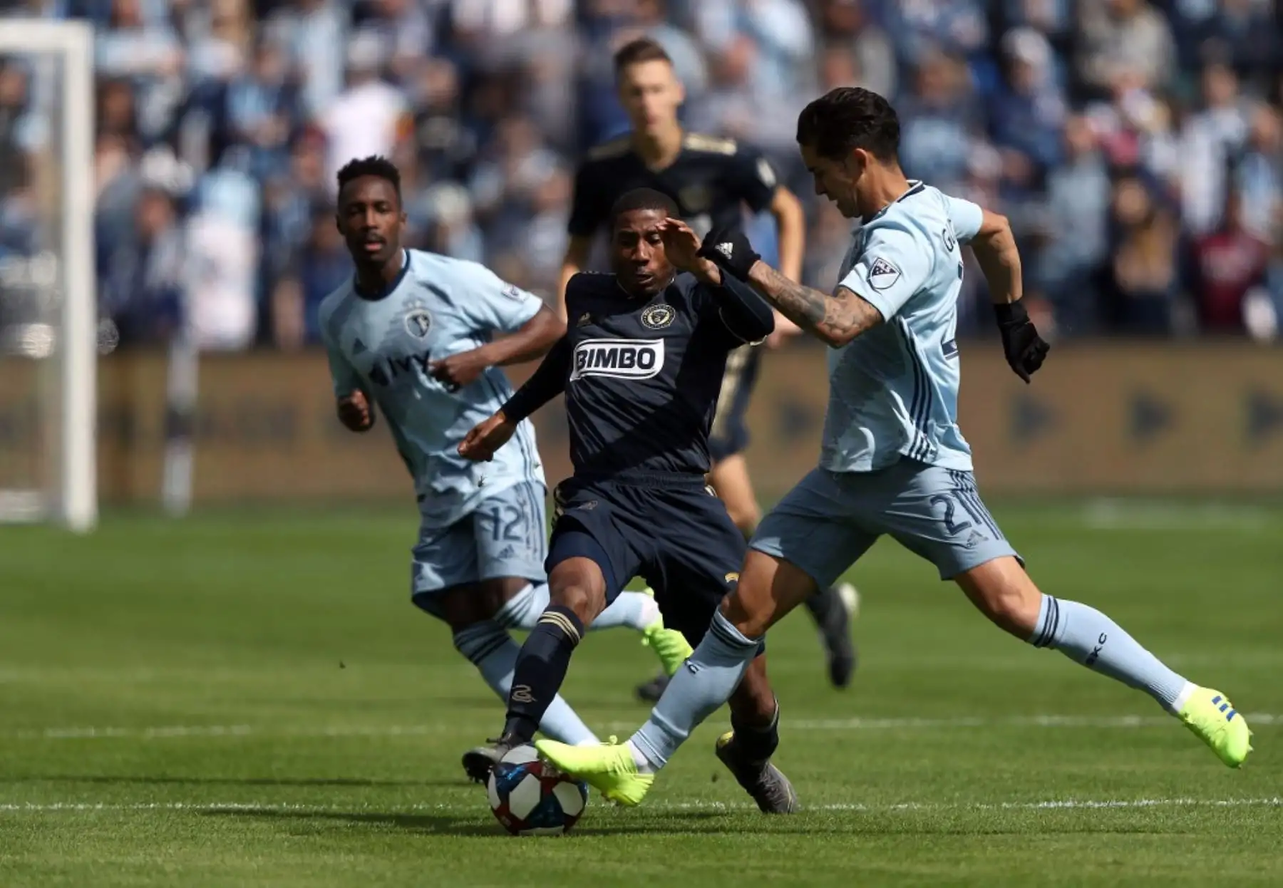Philadelphia Union informó que uno de sus jugadores dio positivo en un test de COVID-19 pero se encuentra en buen estado de salud, siendo el primer caso de contagio reportado en la liga de fútbol estadounidense (MLS).