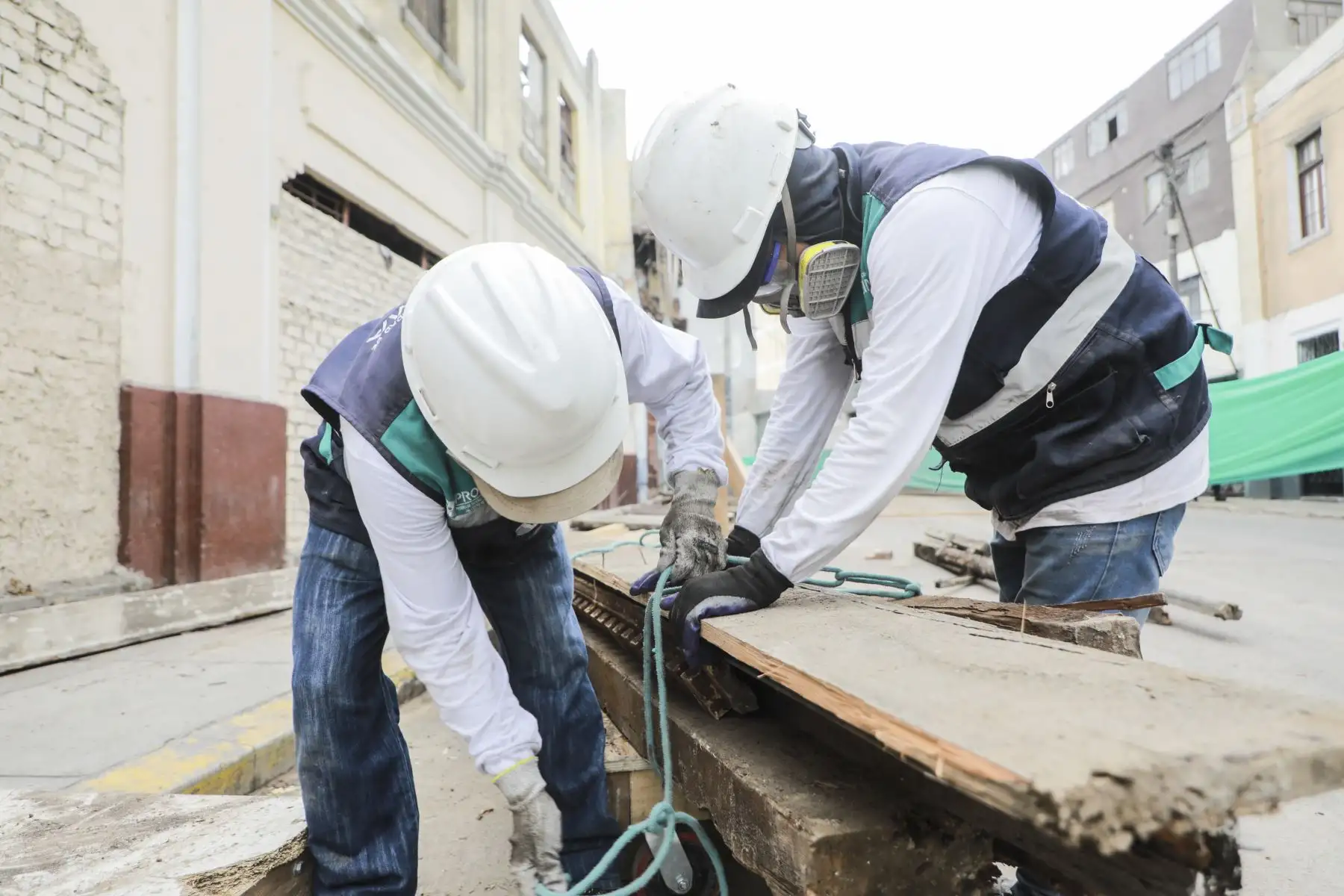 Municipalidad de Lima realizo el desmontaje de la casona 