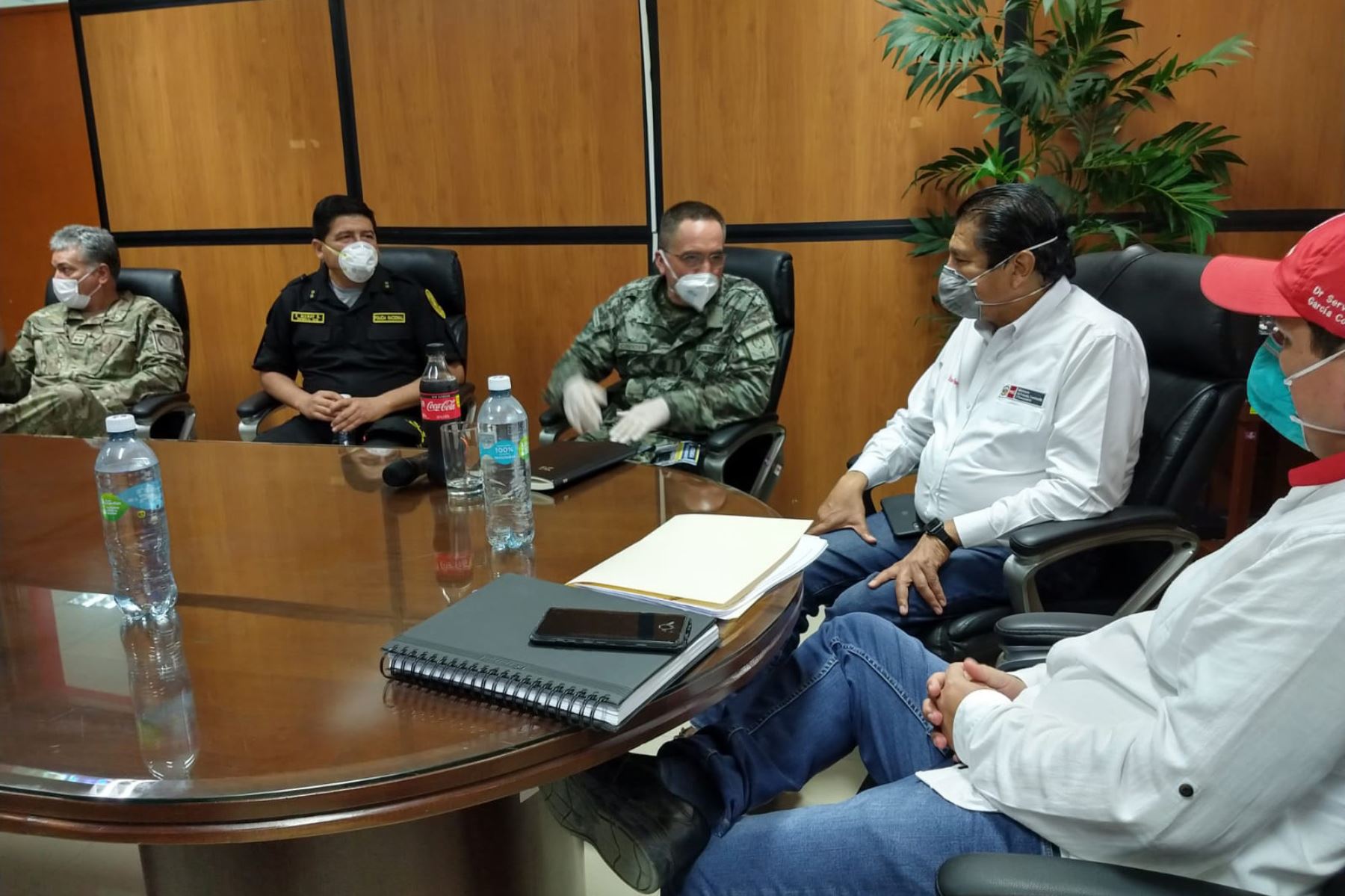 Ministro de Vivienda, Rodolfo Yáñez, se reunió con autoridades piuranas. Foto:ANDINA/Difusión