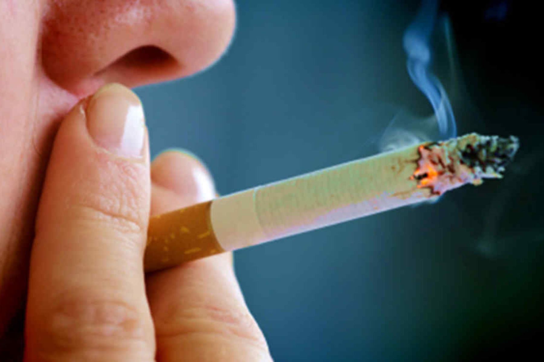 La adicción al tabaco y la nicotina es la causante de diversas enfermedades. Foto: Andina