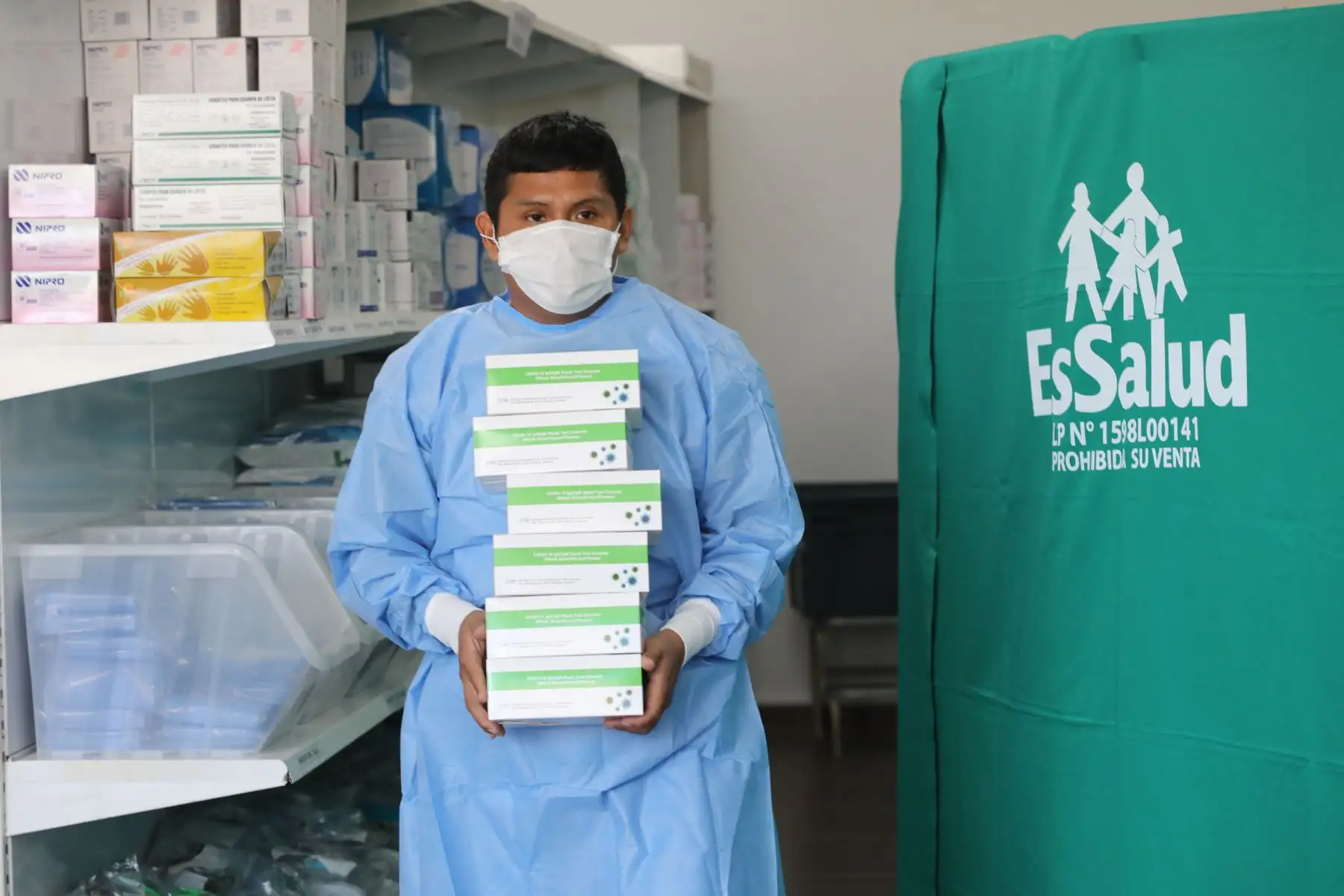 Centro de Atención y Aislamiento de Essalud  recibe las  pruebas rápidas de coronavirus. Foto: ANDINA/Essalud