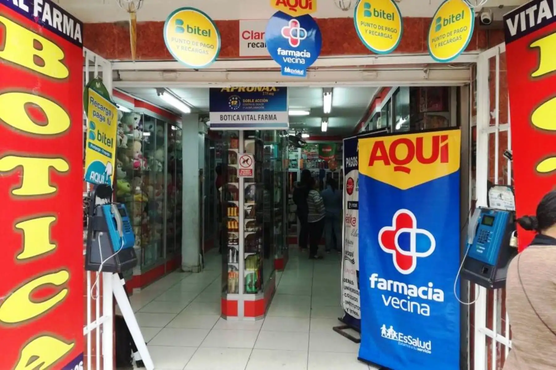 Más de 200,000 pacientes de EsSalud recibirán medicinas en farmacias cercanas. Foto: ANDINA/Difusión.