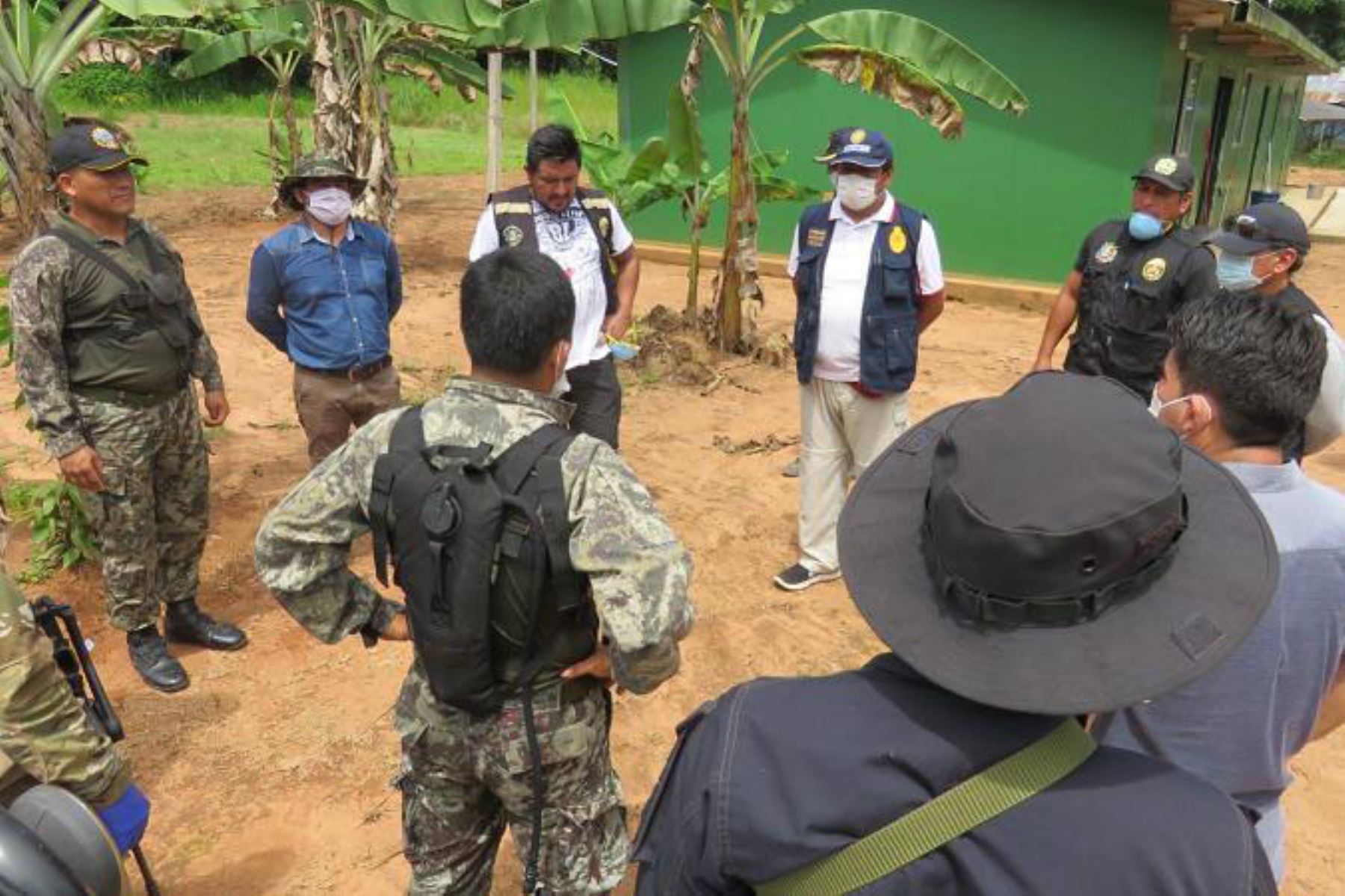 La Fiscalía de Prevención del Delito de Tambopata se constituyó en el puesto de vigilancia San Juan de Aposento, en la frontera con Bolivia. Foto: Difusión