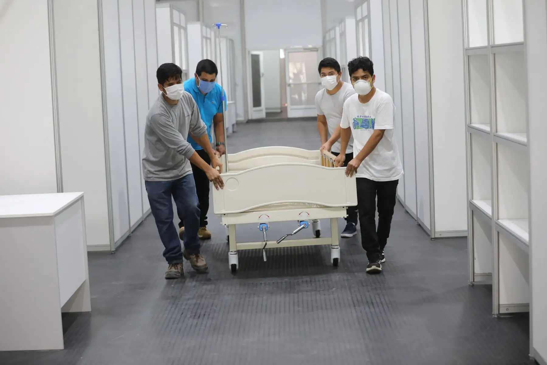 Presidenta Ejecutiva de EsSalud   Fiorella Molinelli, visitó el nuevo Hospital Covid Anexo San Isidro Labrador de Ate.Foto: ANDINA/Essalud