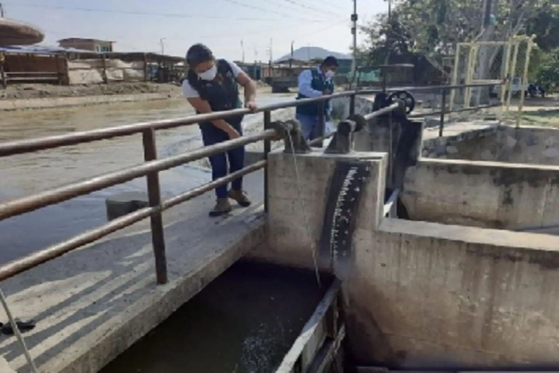 El reservorio de San Lorenzo, ubicado en el distrito de Las Lomas, tiene un volumen de 144 millones de metros cúbicos que representa el 70% de capacidad; mientras que el reservorio de Poechos registra un volumen de 352.90 millones de metros cúbicos, que representa el 82% de capacidad.
