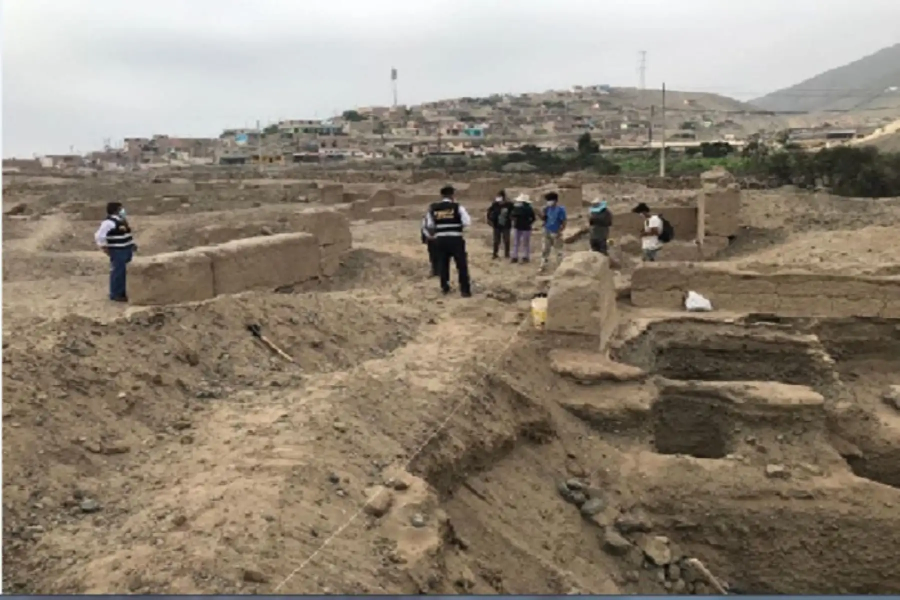 El arqueólogo Pieter Van Dalen cuenta con autorización para ejecutar un proyecto de investigación en el cementerio Macatón; sin embargo, esta quedó suspendida por la actual situación que atraviesa el país, habiéndosele también  comunicado por vía telefónica el pasado 16 de marzo.