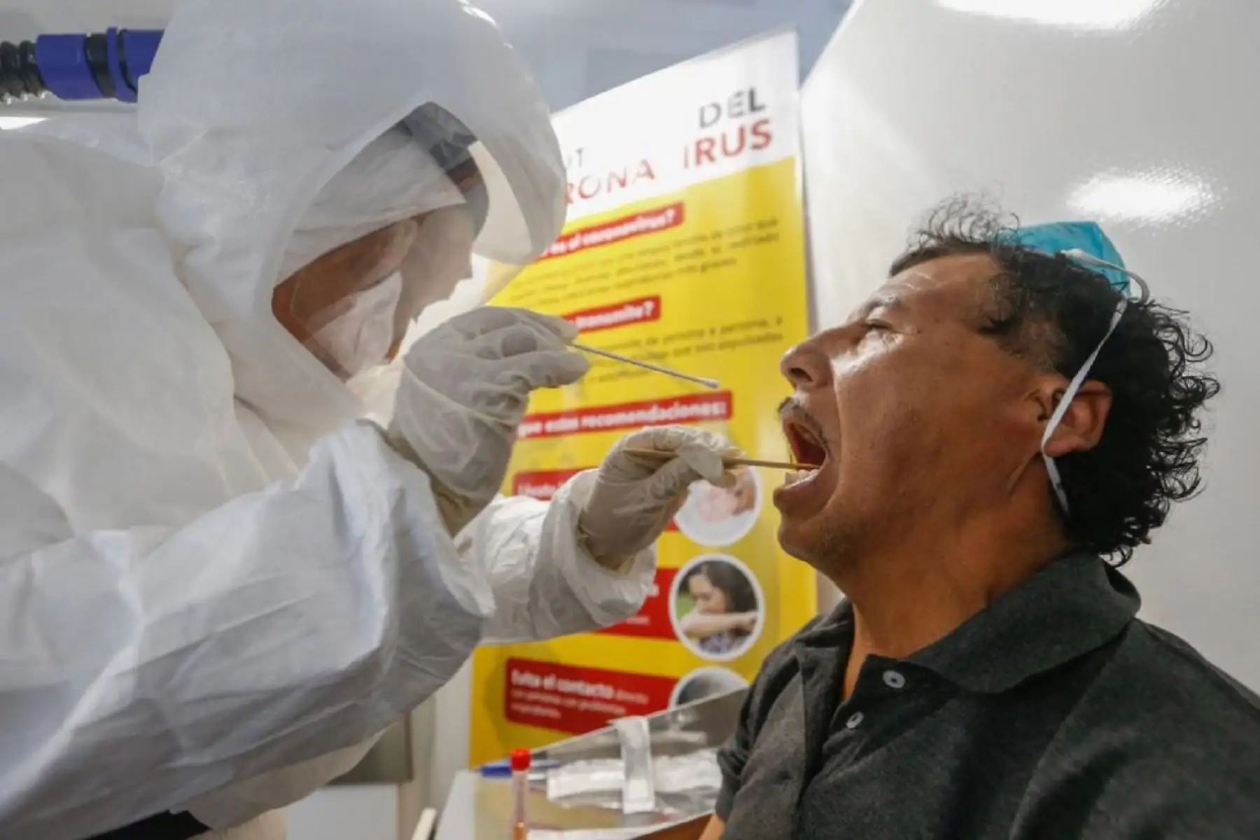El Ministerio de Salud (Minsa) realizará hasta 12 mil pruebas diarias de Covid-19.