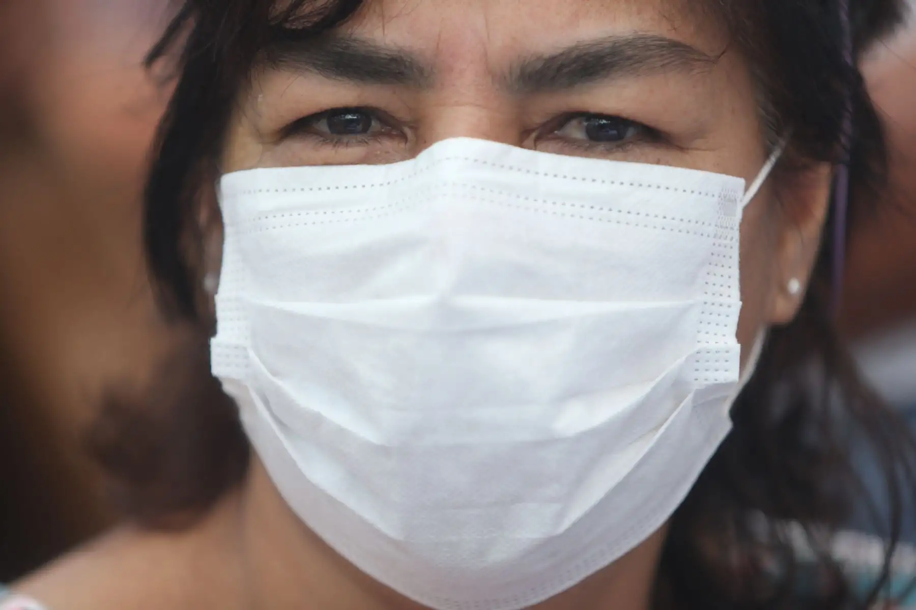 Expertos aconsejan usar mascarillas que tengan mayor vida útil o que sean más fácil de ser reutilizados o recuperados, como las mascarillas de tela. Foto: ANDINA/Jhonel Rodriguez