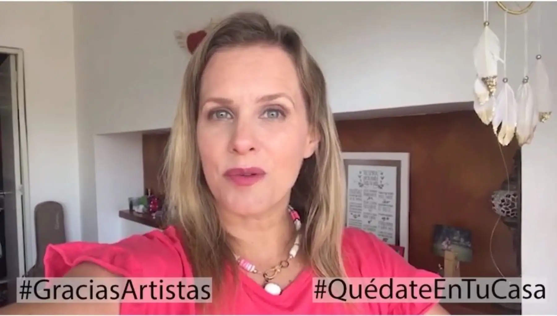 Rossana Fernández Maldonado también fue parte del video.
