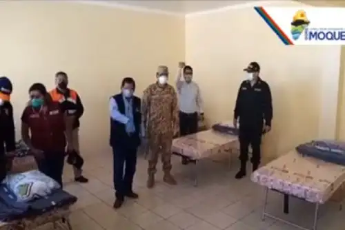 Albergue temporal se ubica en las instalaciones de la Beneficencia Pública de Moquegua y el gobierno regional habilitó e implementó los ambientes observando las condiciones sanitarias y de seguridad para los albergados.