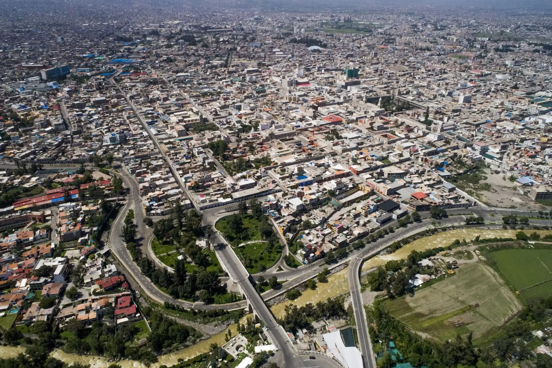 Imágen panorámica  de la ciudad de Arequipa.Gobierno decreta cuarentena focalizada en cinco departamentos y 34 provincia.
Foto: Cortesía /Denis Mayhua