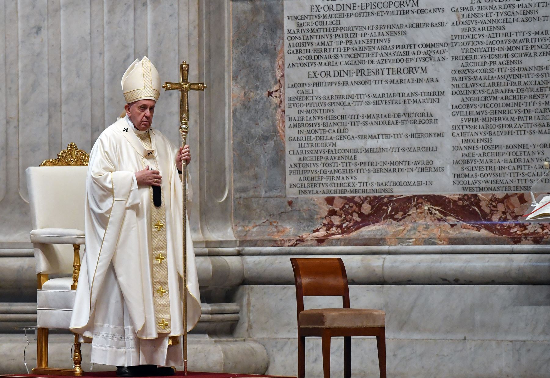 Papa Francisco oficia misa de Jueves Santo a puertas cerradas en Basílica de San Pedro. Foto: AFP
