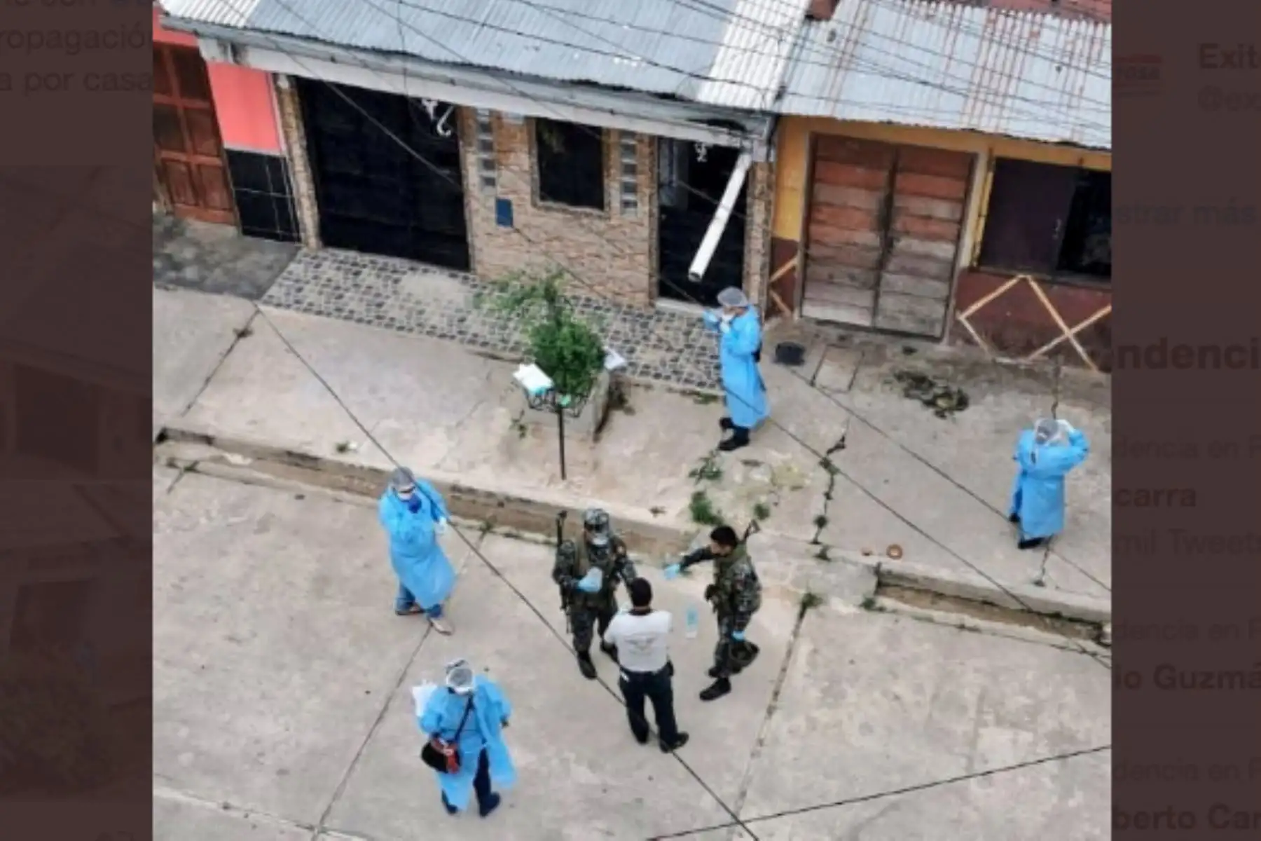 El Comando de Operaciones #Covid19 conjuntamente con 
la Diresa de Loreto y apoyo de la marina de guerra, continúan el trabajo articulado para combatir la propagación del coronavirus. El personal respectivo está visitando casa por casa, para verificar el estado de salud de las pobladores.Foto:ANDINA:ANDINA/MGP