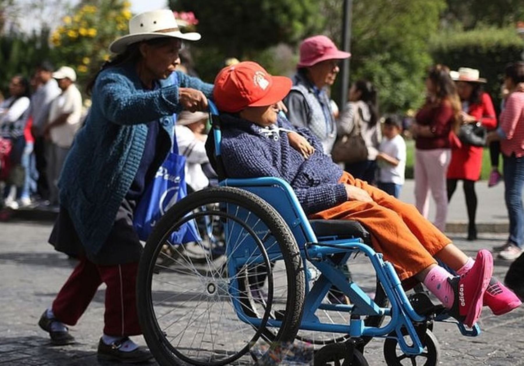 El Gobierno Regional de Lima está actualizando su base de datos sobre la población con discapacidad que reside en las nueve provincias, con el propósito de mejorar los servicios hacia estos ciudadanos con mayor vulnerabilidad ante el coronavirus covid-19.