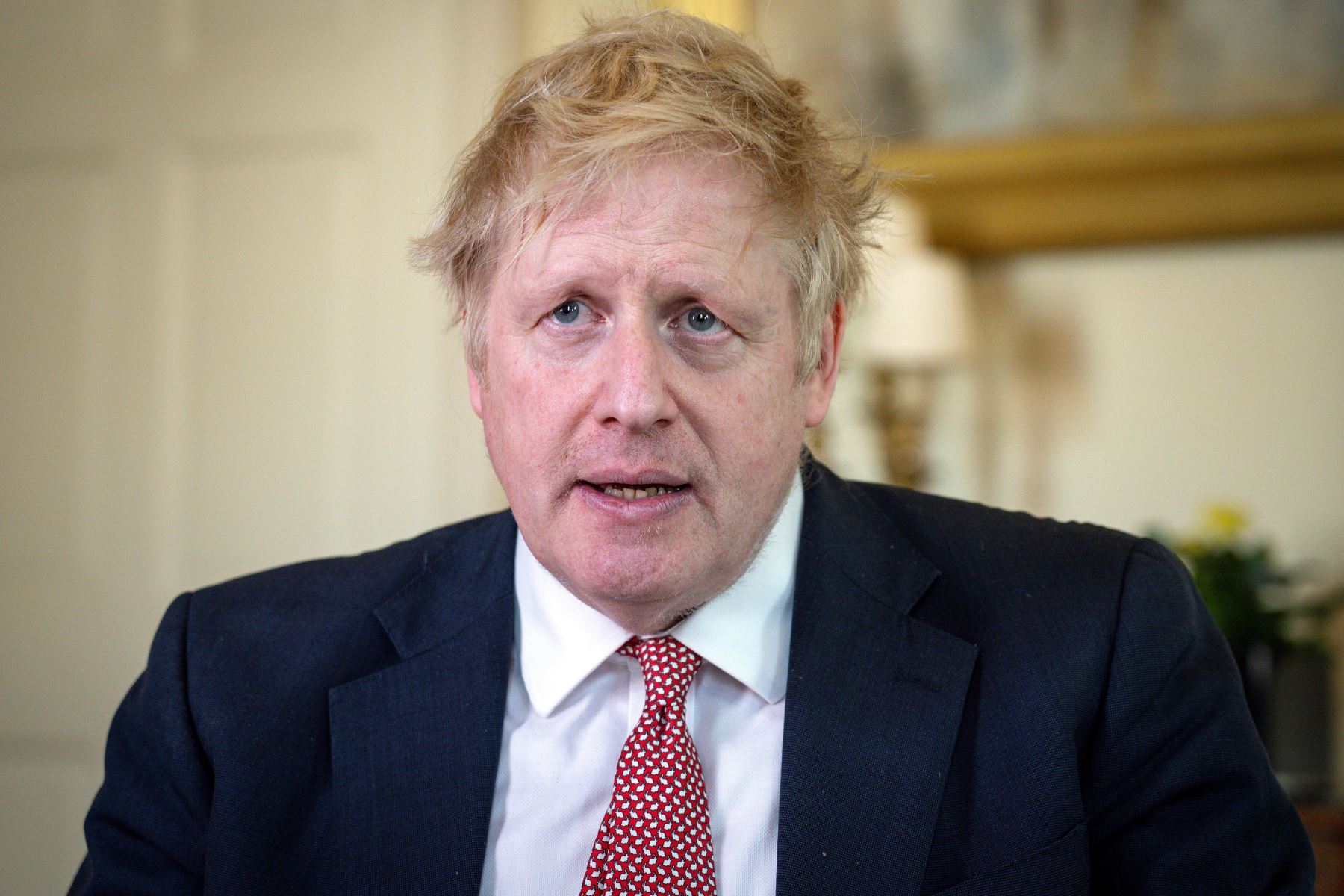 Johnson regresó anoche a la residencia oficial de Downing Street y su principal labor ahora será evaluar la situación de la covid-19 en el Reino Unido. Foto:  AFP
