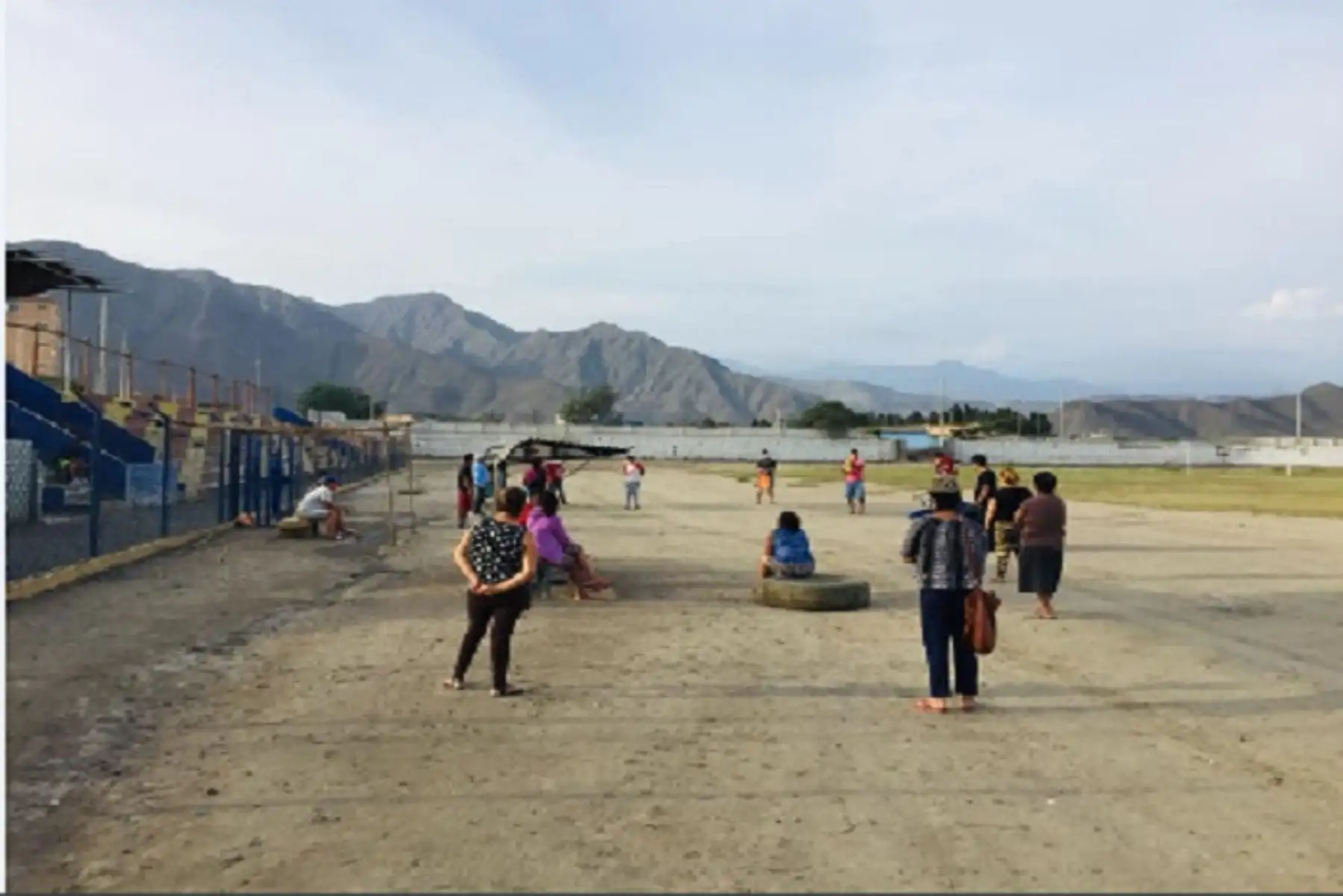 Comerciantes del mercado en el distrito de Nepeña serán reubicados mientras dure el estado de emergencia.
