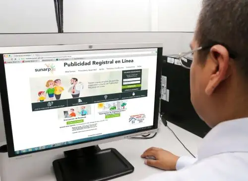 Usuarios tramitaron sus certificados sin salir de su casa a través del Servicio de Publicidad Registral en Línea (SPRL). Foto: Sunarp