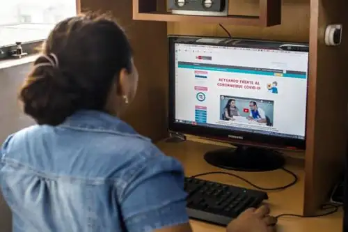 La Derrama Magisterial ofrece capacitación virtual a docentes para que fortalezcan sus conocimientos en este coyuntura de emergencia nacional. Así se suma al programa Aprendo en casa del Minedu.ANDINA/Difusión