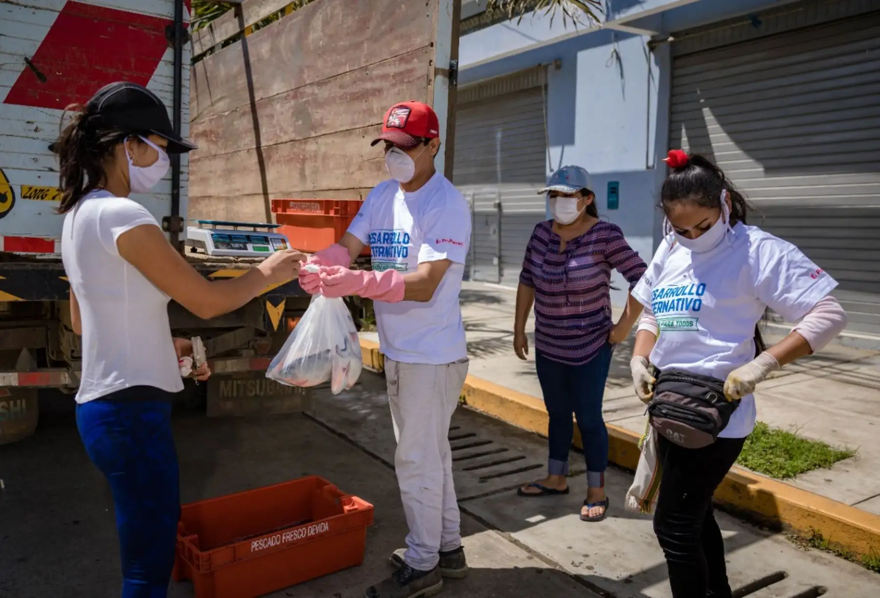Más de 30 piscicultores del Vraem han logrado comercializar 6 toneladas de trucha y paco en las ferias itinerantes que se realizan en distritos de Ayacucho y Cusco.