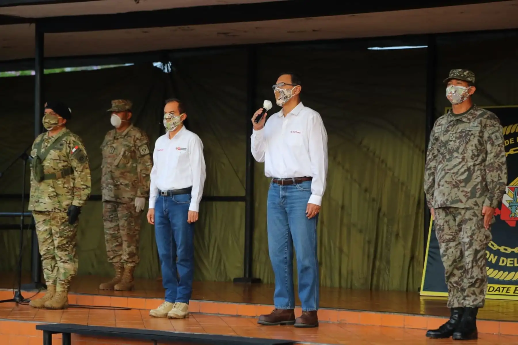 Presidente de la República, Martín Vizcarra, supervisa la base del personal del Ejército del Perú.Foto:ANDINA/Prensa Presidencia