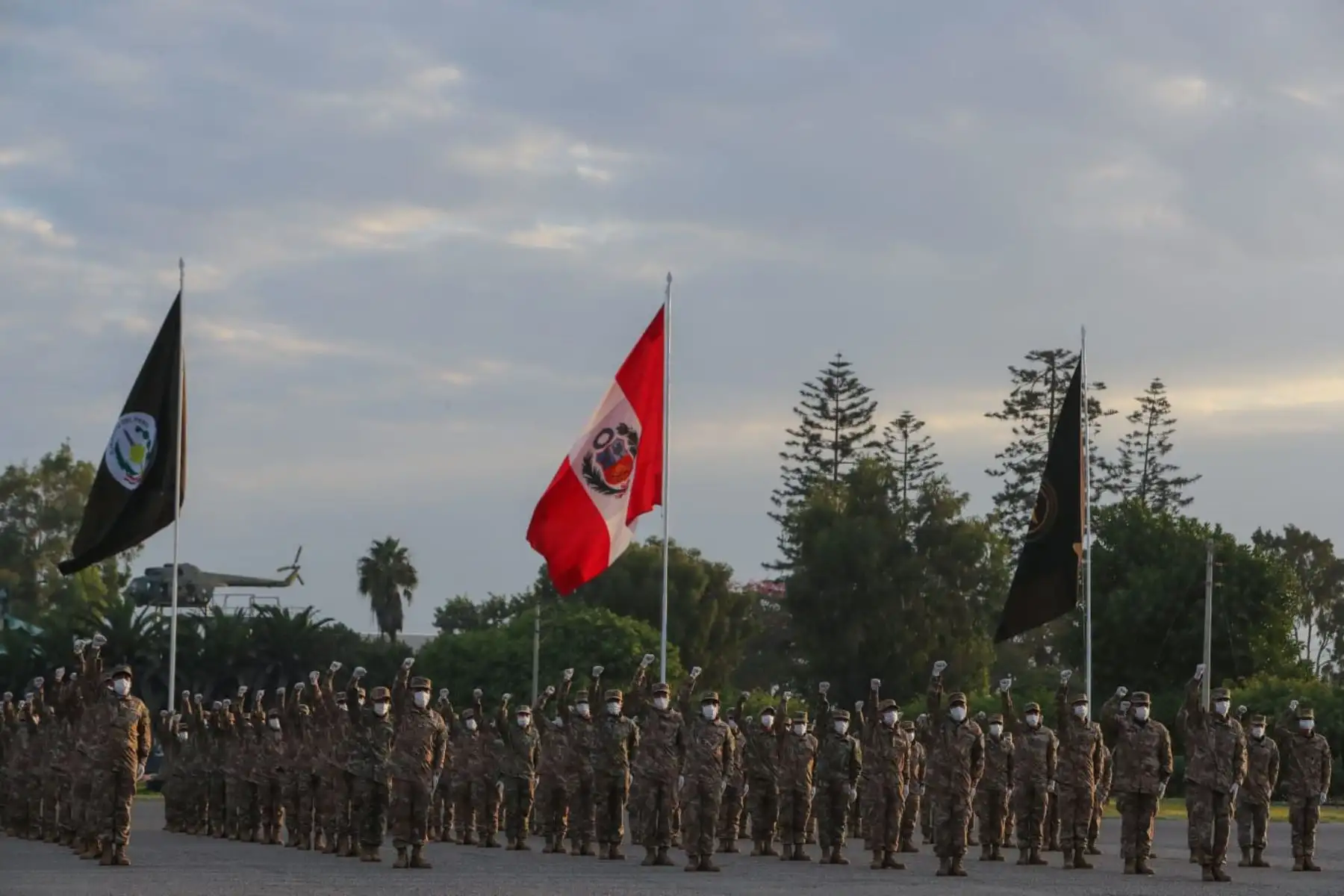 Presidente de la República, Martín Vizcarra, supervisa la base del personal del Ejército del Perú.Foto:ANDINA/Prensa Presidencia