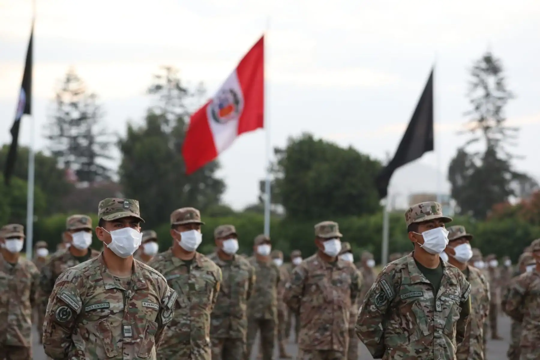 Presidente de la República, Martín Vizcarra, supervisa la base del personal del Ejército del Perú.Foto:ANDINA/Prensa Presidencia
