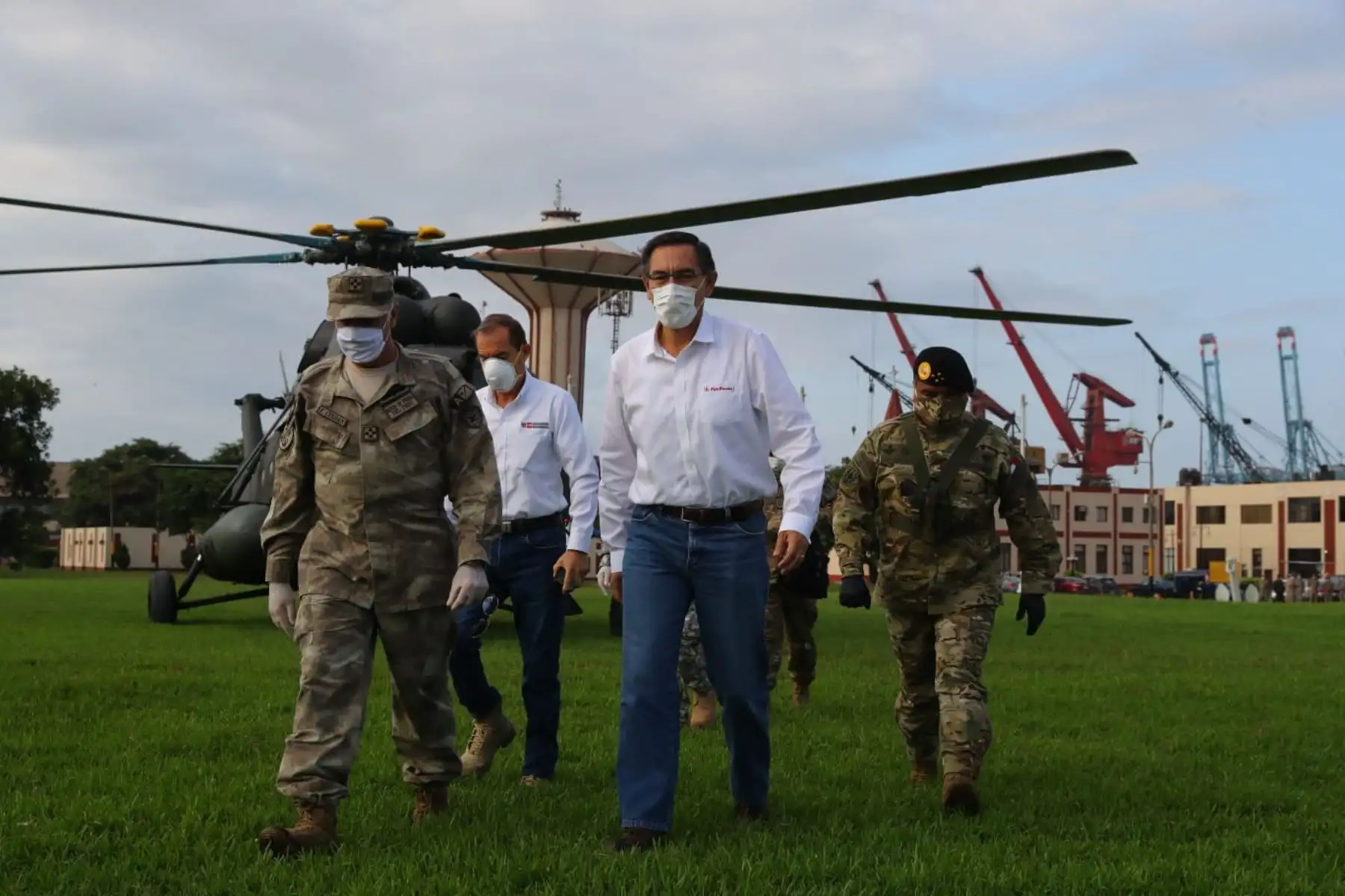 Presidente Martín Vizcarra supervisa la Base Naval de la Marina de Guerra del Perú. Foto: ANDINA/Prensa Presidencia