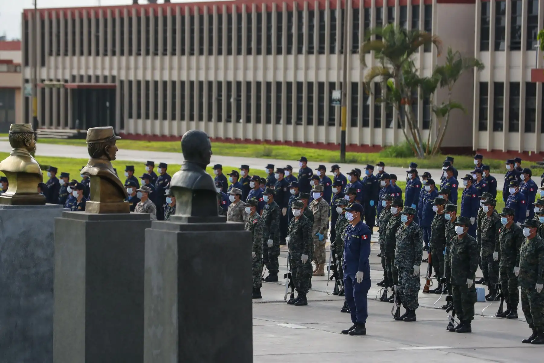 Presidente Martín Vizcarra supervisa la Base Naval de la Marina de Guerra del Perú. 
Foto: ANDINA/Prensa Presidencia