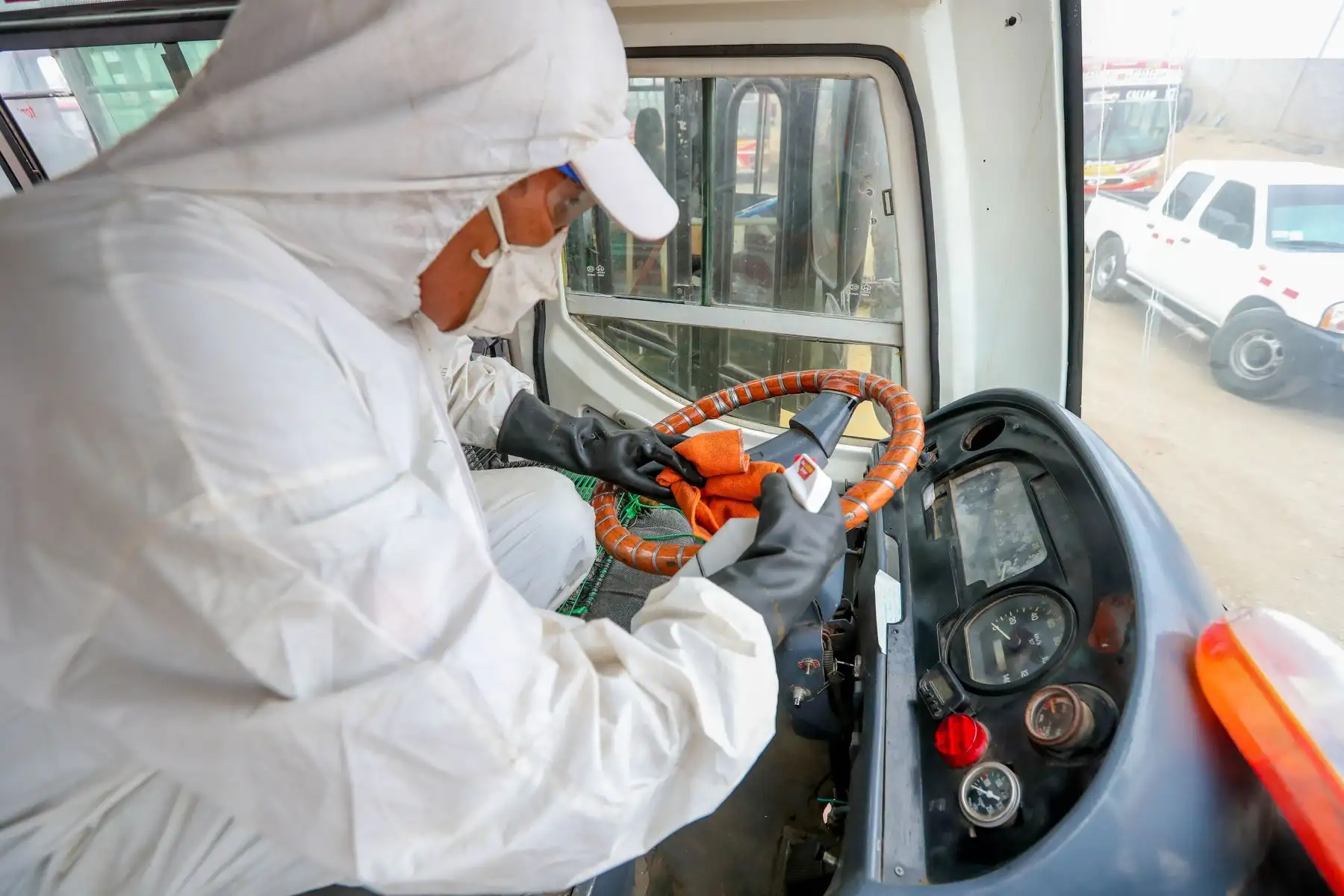 ATU realiza limpieza y desinfección en unidades de transporte público de Lima y Callao.
Foto: ATU