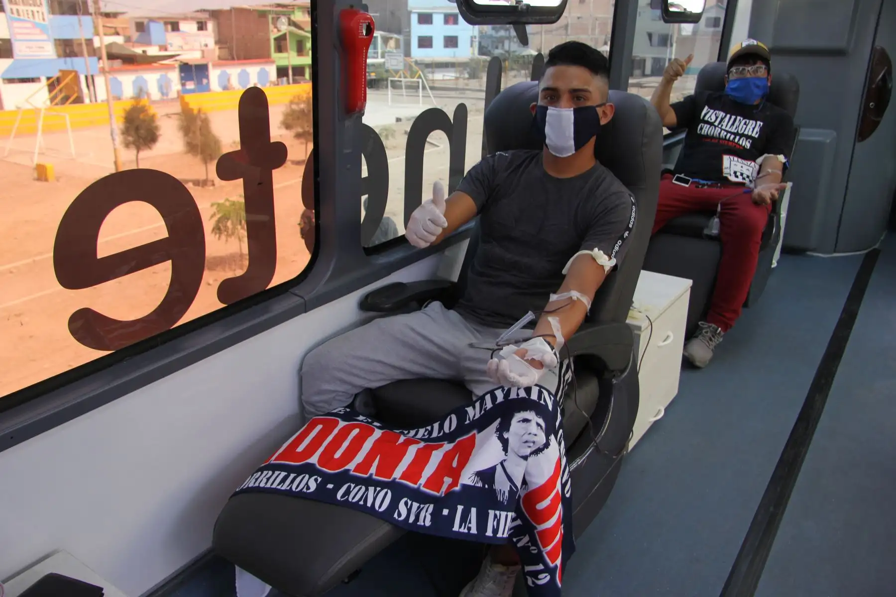Campaña de donación de sangre en Villa el Salvador, por  hinchas voluntarios del Alianza Lima.Foto:ANDINA/Essalud