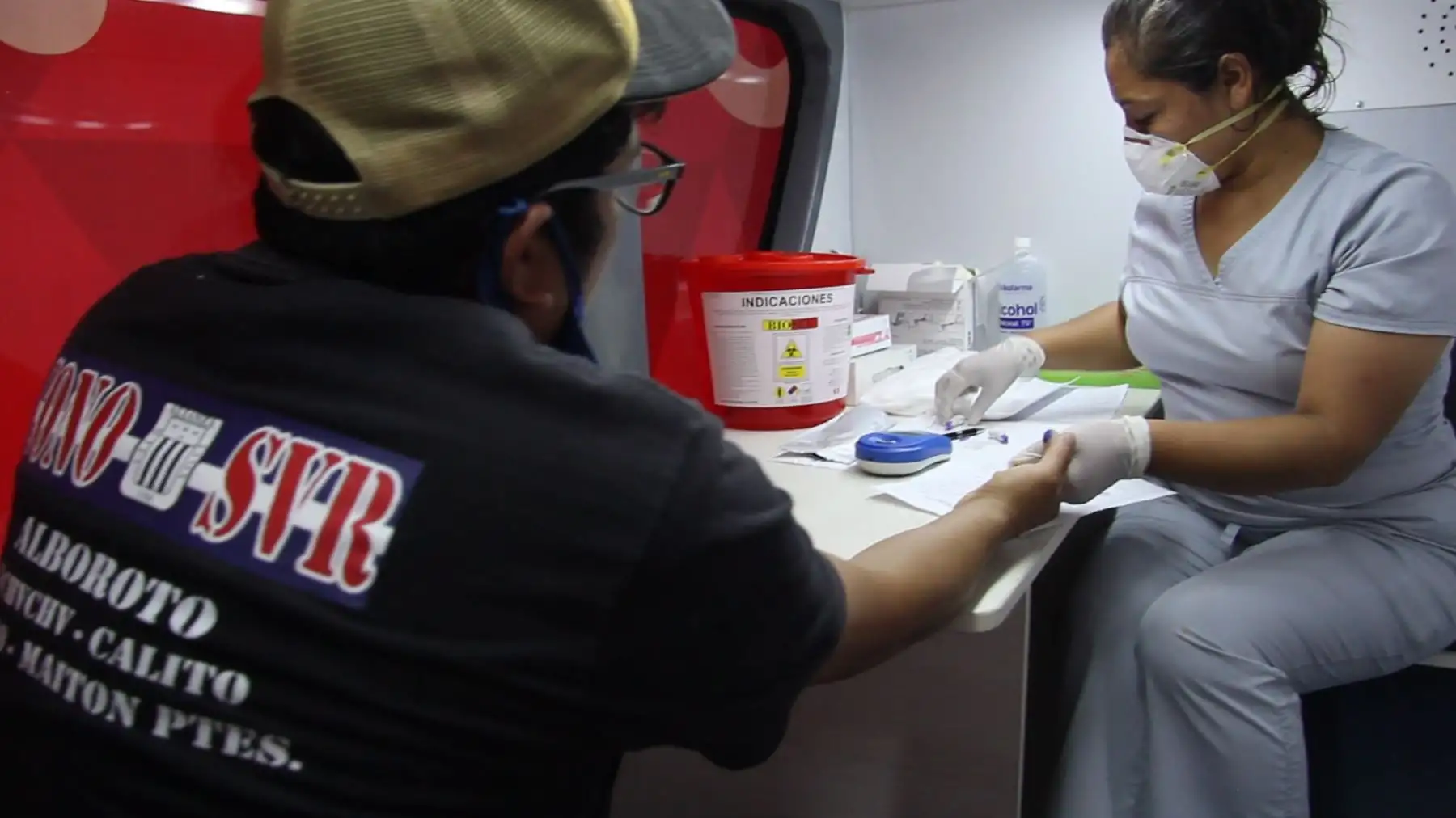 Campaña de donación de sangre en Villa el Salvador, por  hinchas voluntarios del Alianza Lima.Foto:ANDINA/Essalud