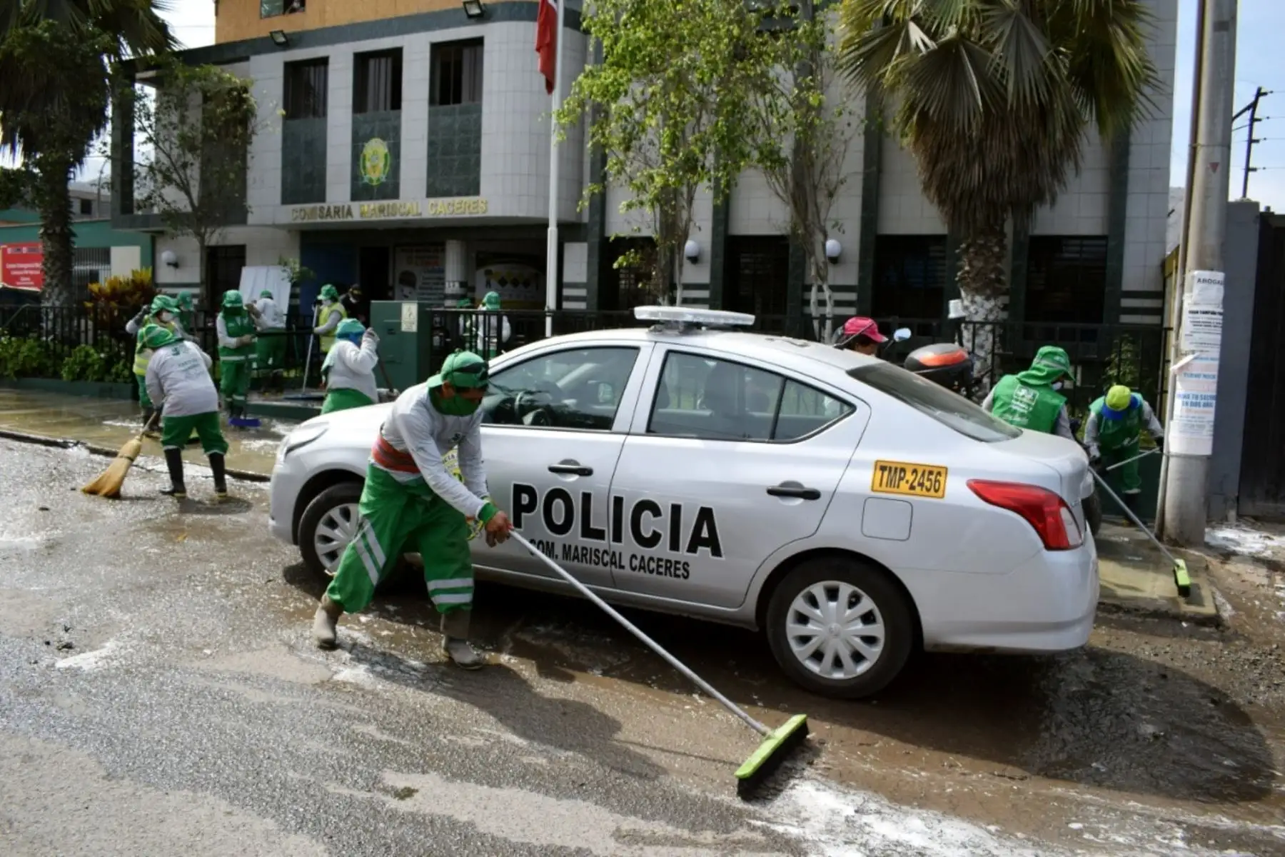 Personal de limpieza de la Municipalidad de San Juan de Lurigancho realiza constantes jornadas de desinfección en comisaría de 10 de Octubre. Foto: ANDINA/Municipalidad de San Juan de Lurigancho