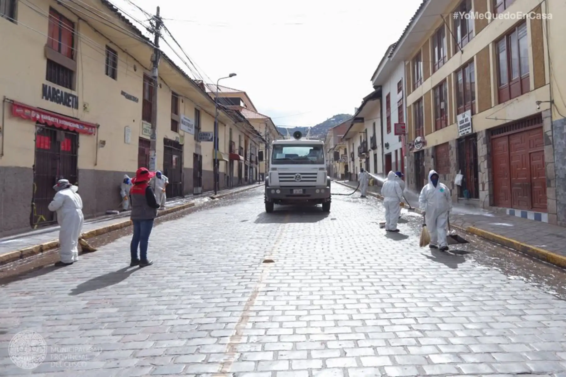 Municipalidad Provincial del Cusco ejecuta las acciones de limpieza y desinfección en calles y zonas de alto riesgo por Coronavirus. Foto: ANDINA/Municipalidad del Cusco