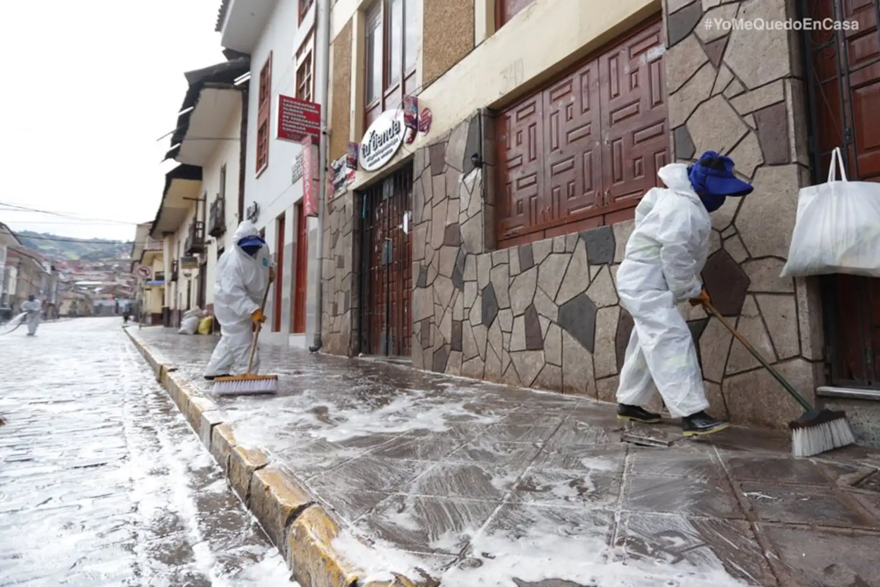 Municipalidad Provincial del Cusco ejecuta las acciones de limpieza y desinfección en calles y zonas de alto riesgo por Coronavirus. Foto: ANDINA/Municipalidad del Cusco