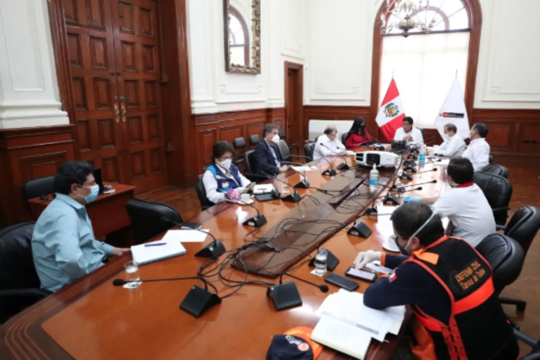 Titular de la PCM, Vicente Zeballos sesionó con integrantes de la Comisión Multisectorial de Alto Nivel contra el Coronavirus, para evaluar y analizar las medidas adoptadas por el Ejecutivo ante la emergencia nacional por covid19.Foto:ANDINA/PCM